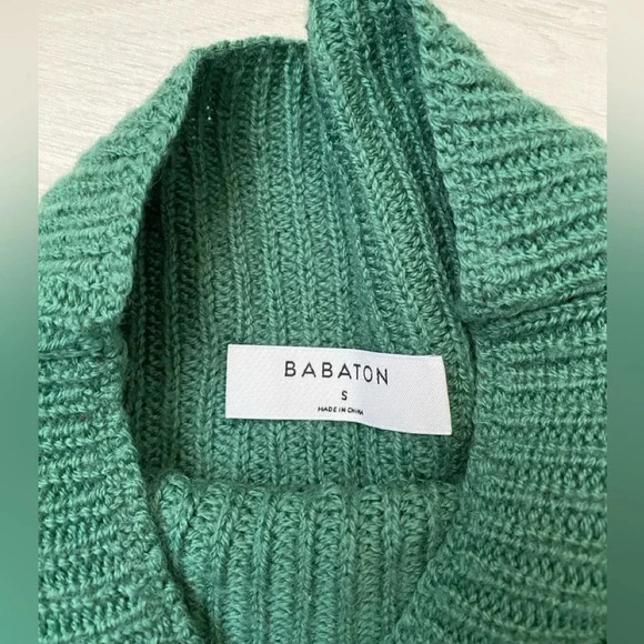 Aritzia - Babaton Hazlitt Vest with Shoulder Pads - Picture 9 of 9